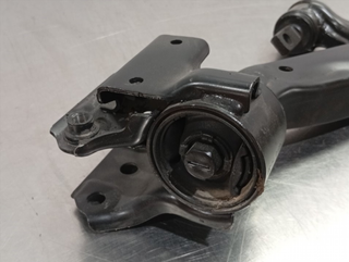 BRAZO SUSPENSION INFERIOR DELANTERO DERECHO HONDA