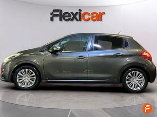 Peugeot 208 5P ALLURE 1.2L PureTech 60KW (82CV)