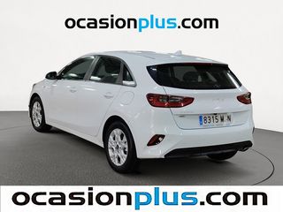 Kia Ceed 1.6 MHEV iMT Drive 100 kW (136 CV)
