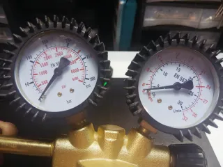 Regulador Presión Gas CO2 Manómetro Latón