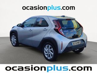 Toyota Aygo X Cross 1.0 VVT-I Play 53 kW (72 CV)