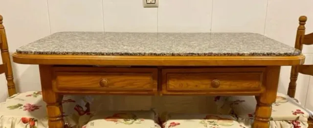 Tavolo da pranzo in legno e pietra