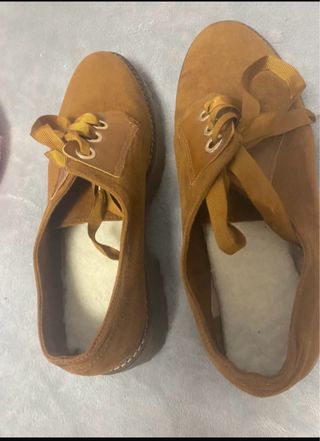 Zapatos de vestir marrones
preciosa negociable 
