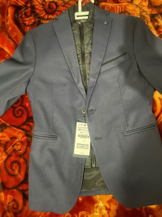 Traje Zara Man Azul y Negro
