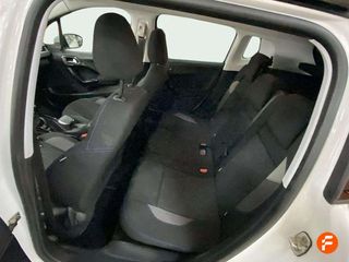 Peugeot 2008 Signature BlueHDi 73KW (100CV)