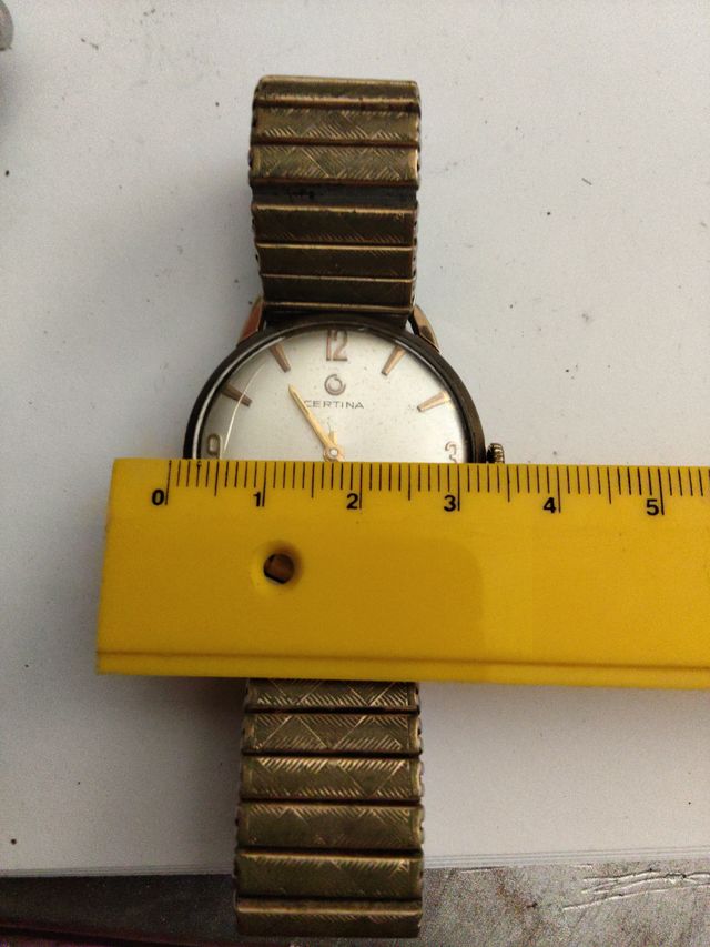 Reloj Certina Dorado Correa Elástica