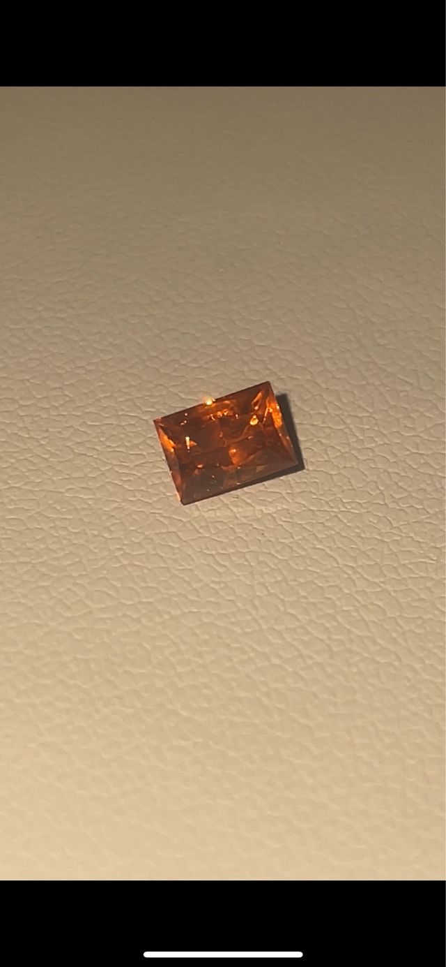 Garnet Mandarine Nigeria 0.8cts