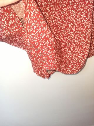 Mono SHEIN estampado floral rojo