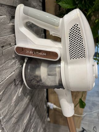 Aspirapolvere DeLonghi