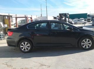 Piloto porton toyota 8158005130 avensis 4989378