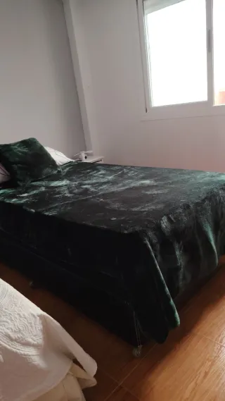 Habitación en alquiler en Ribarroja . 400 euros al