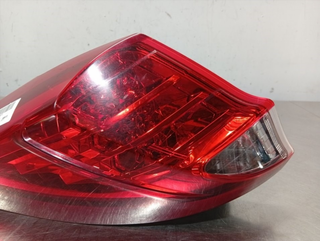 PILOTO TRASERO IZQUIERDO HONDA CIVIC TOURER (FK)