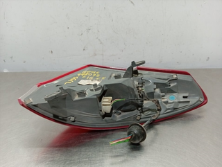 PILOTO TRASERO IZQUIERDO HONDA CIVIC TOURER (FK)