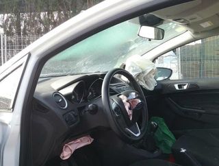 Ford c1bb13404 piloto trasero fiesta (cnn) 4569903