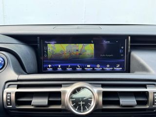 LEXUS RC 2.5 300h F Sport