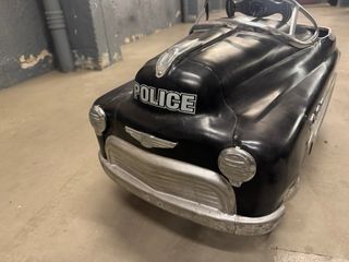 Coche de pedales clásico niños