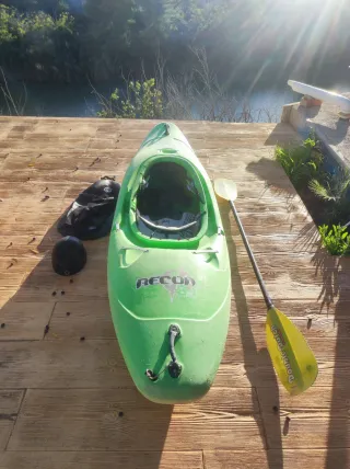 Kayak Wave Sport Recon 83 Río + Accesorios
