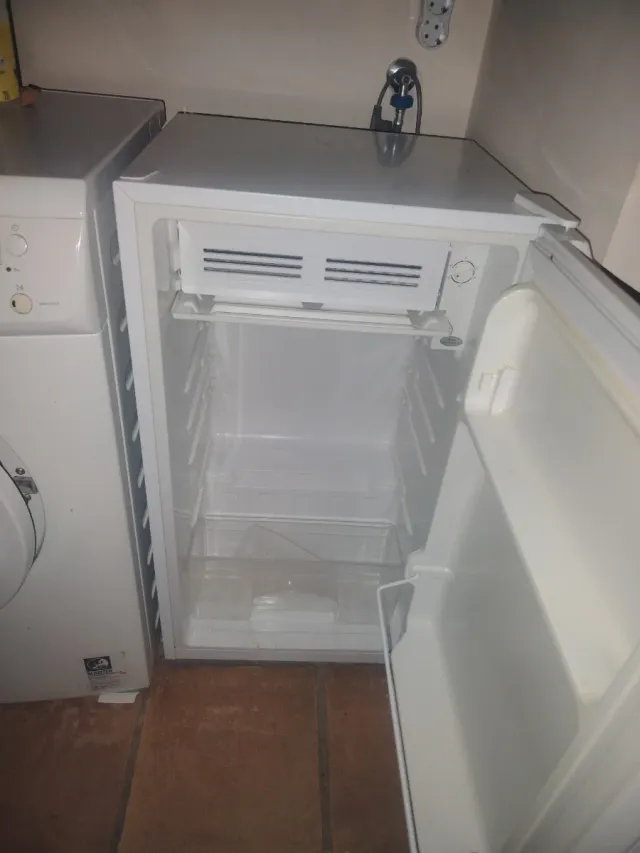 Nevera Benavent Blanca