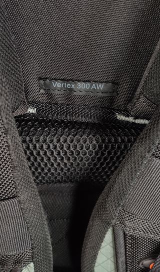 Mochila Lowepro Vertex 300 AW Fotografía y Video