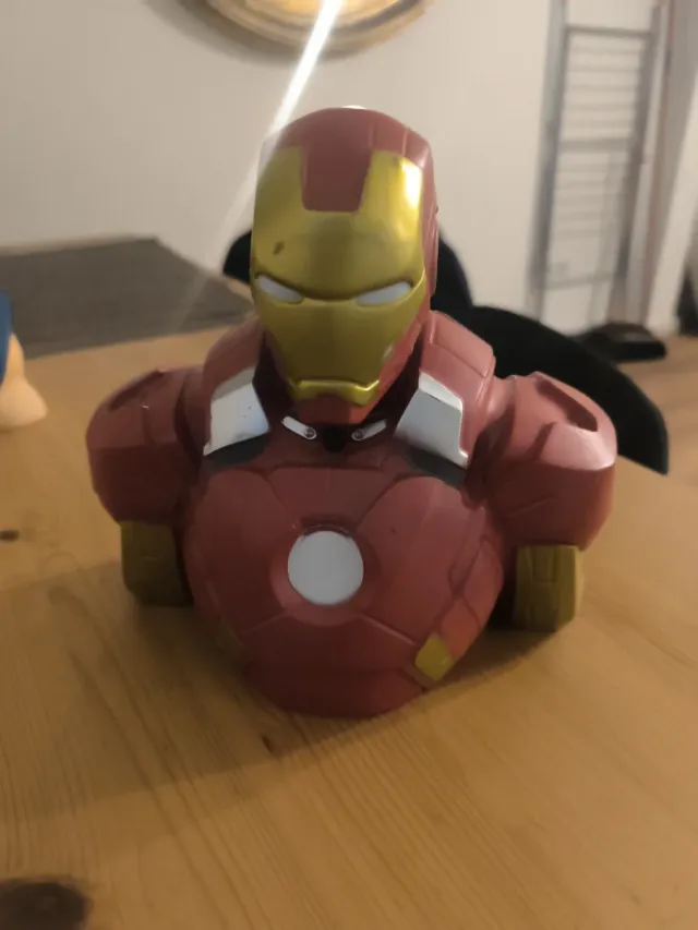 Hucha Ironman