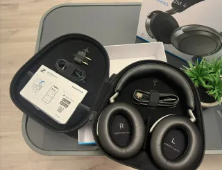 Sennheiser Momentum 4 Auriculares Negros