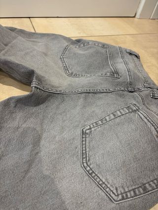 Pantalón Vaquero Gris Pull&Bear