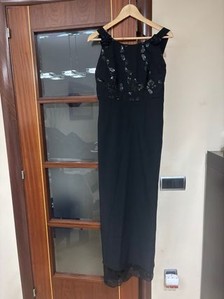 Vestido de fiesta negro con lentejuelas