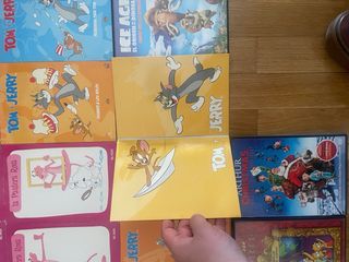 37 DVDs La Pantera Rosa, Tom y Jerry y regalos
