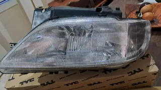 2 Faros Delanteros Citroen Xsara