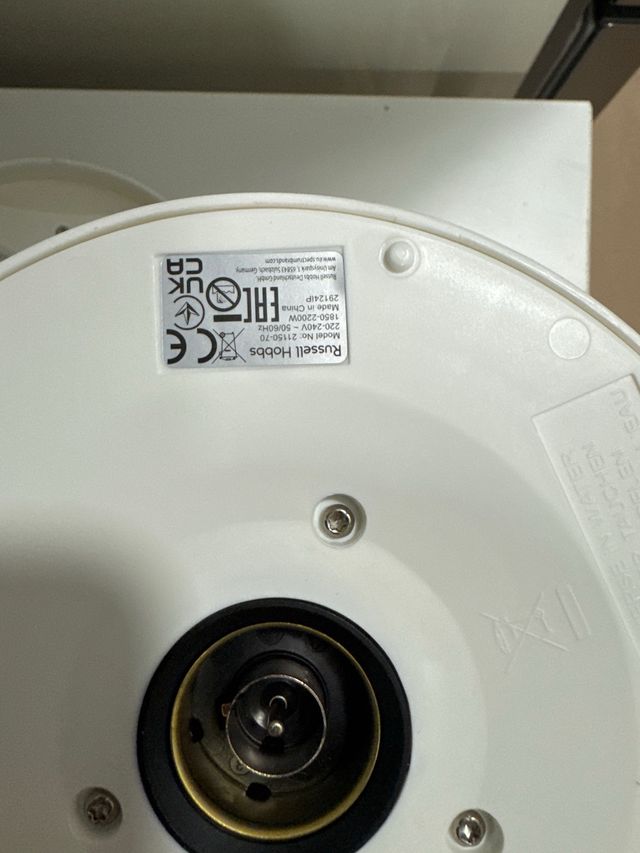 Hervidor Eléctrico Russell Hobbs Blanco