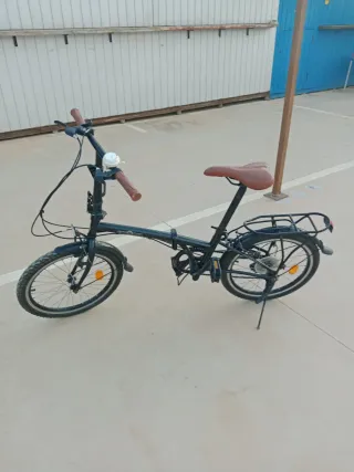 Bicicleta plegable negra