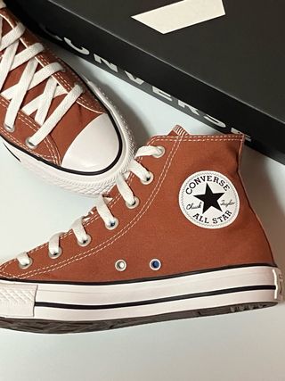 Converse Chuck Taylor high in a nutshell talla 39