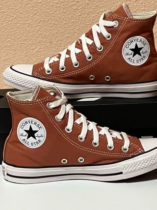 Converse Chuck Taylor high in a nutshell talla 39
