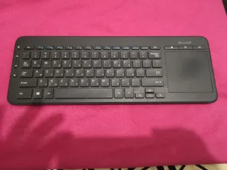 Teclado Microsoft Inalámbrico con Touchpad All-in-
