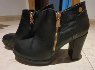 Botines Xti Mujer Negros Tacón Alto Cremallera