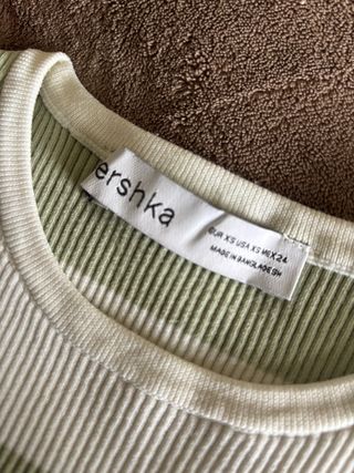 Top Bershka Rayas Verde y Blanco Talla XS