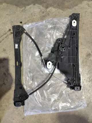 Elevalunas Delantero Derecho Peugeot 208 Original