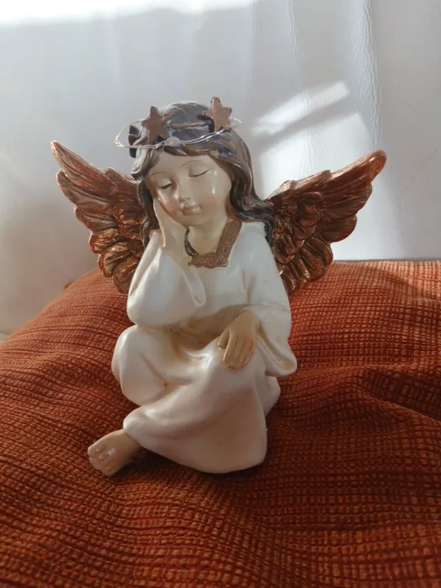 Statuetta angelo con luci