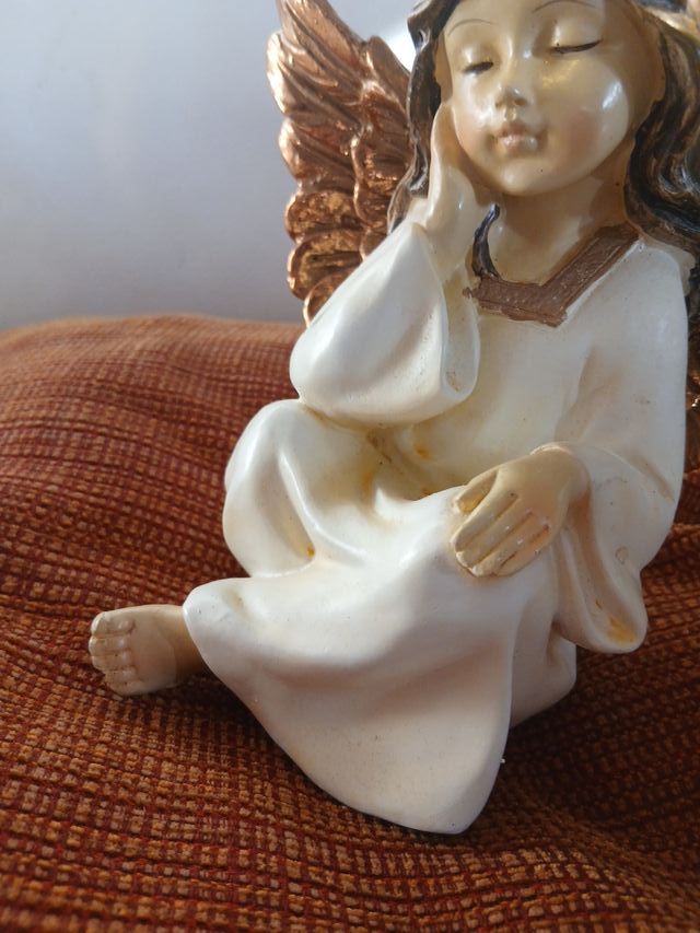 Statuetta angelo con luci