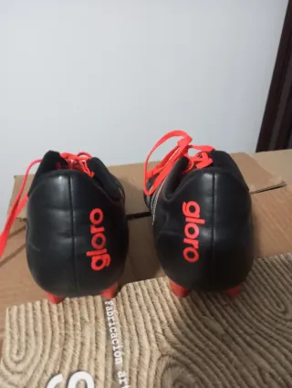 Botas Adidas Futbol.