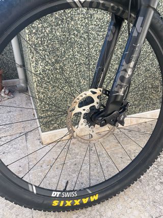 Bicicleta carbono doble suspensión