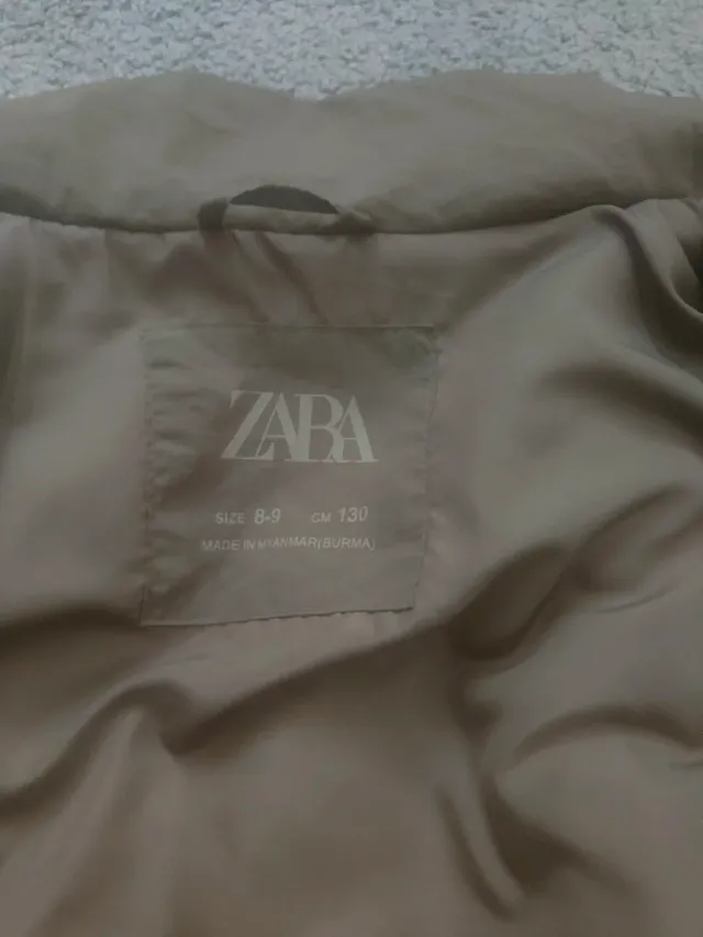 Cazadora Zara Beige Talla 8-9 Años