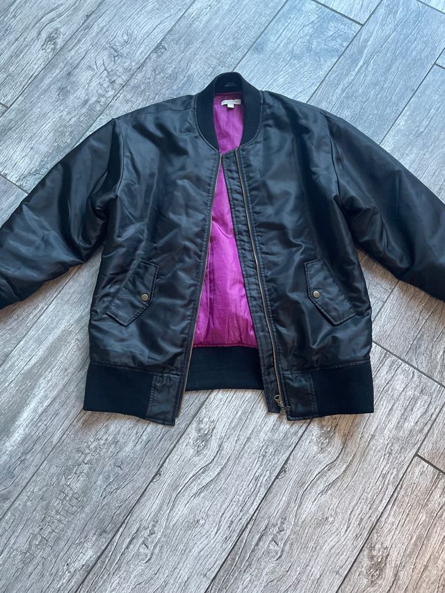 Bomber lungo nero con fodera viola