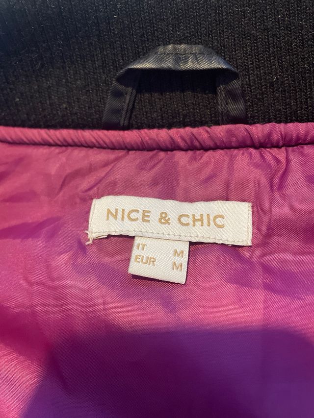 Bomber lungo nero con fodera viola