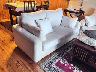 Sofá 3 plazas y sofá 2 plazas beige.