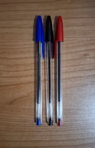 5 bolígrafos Bic Cristal