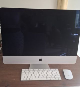 Apple iMac con macOS Sierra