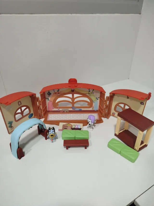 Set de Juego Bluey y Bingo Escuela