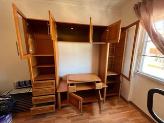 Móvel de sala em madeira