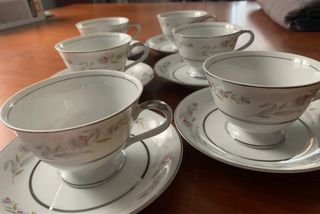 Servizio da tè in ceramica